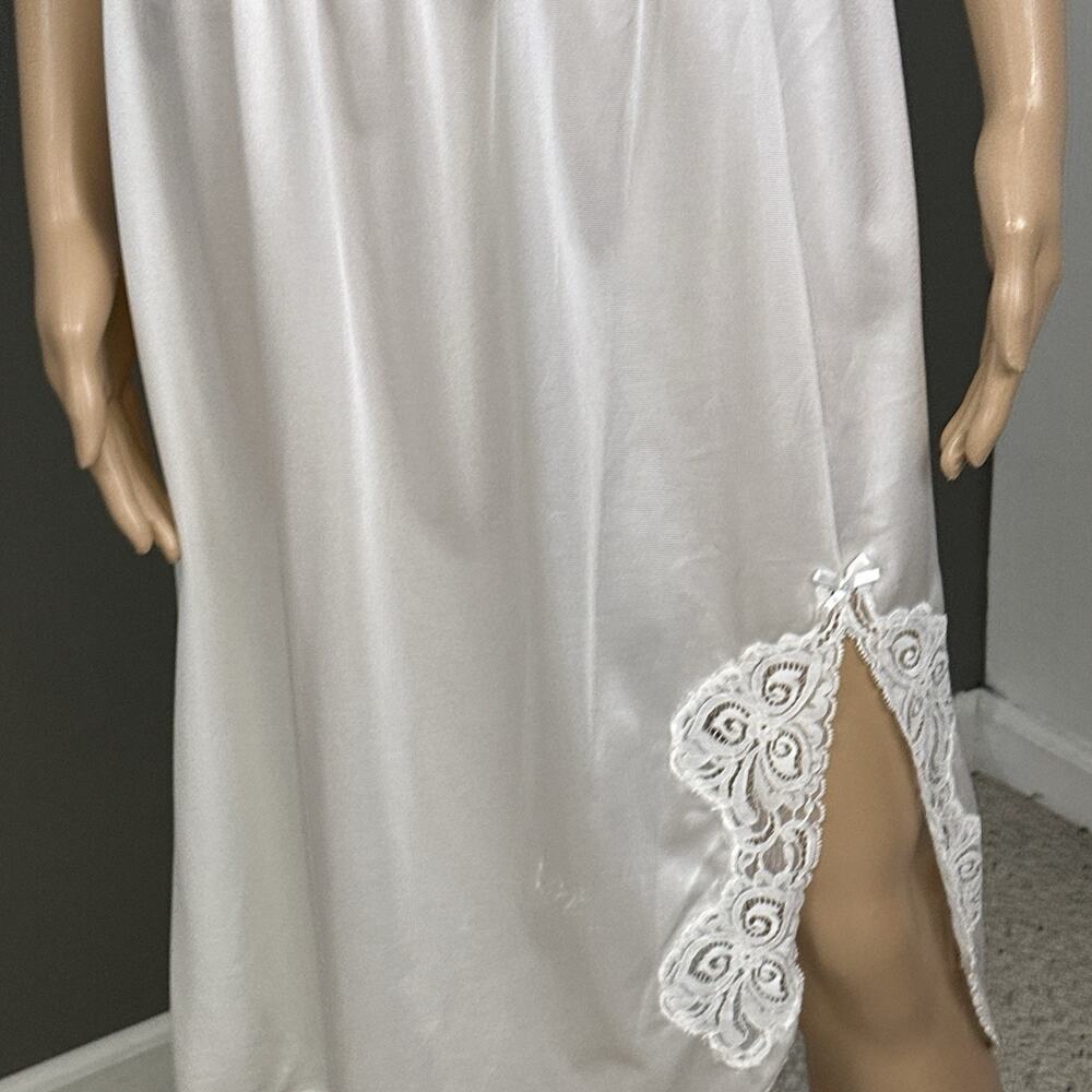 Vintage Bali Half Slip Skirt Size XL White Antron III Nylon Lace Slit USA Made - Picture 4 of 9